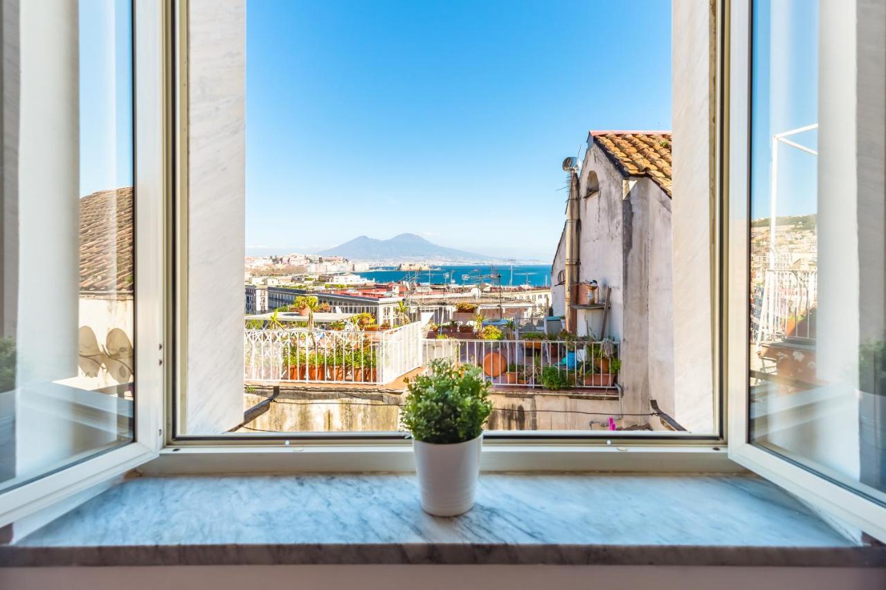 Seaview Apartment In Posillipo By Wonderful Italy Naples Luaran gambar